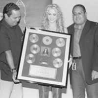 shakira02843.gif