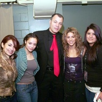 Shakira_252_sized.jpg