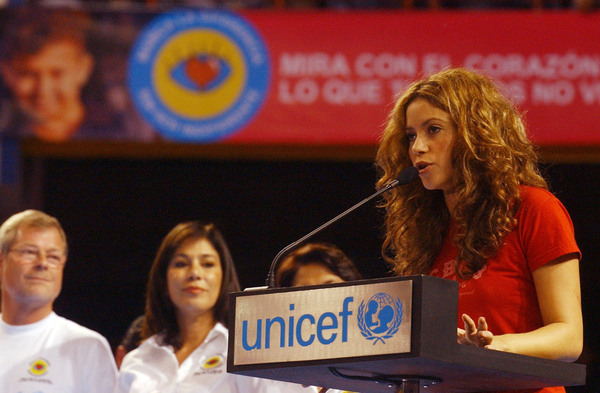 capt_b46654c84e664889b0aca6055024070f_el_salvador_unicef_shakira_sal105.jpg