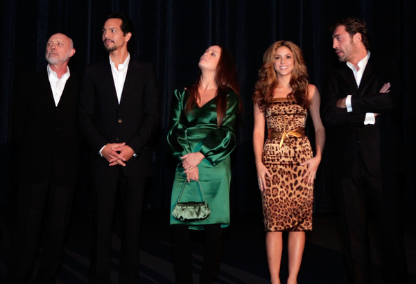 88631_Celebutopia-Shakira-screening_of_Love_In_The_Time_Of_Cholera-39_122_954lo.jpg