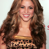 87109_Celebutopia-Shakira-screening_of_Love_In_The_Time_Of_Cholera-17_122_616lo.jpg