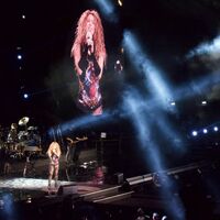180613-Shakira-06.jpg