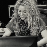cap_www_shakira-online_fr_00011.png