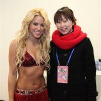 Shak_backstage_28529.jpg