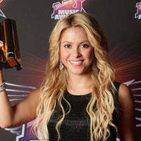 shakira_nrj_4.jpg
