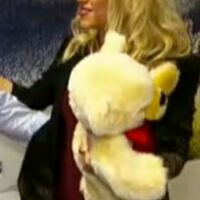 shakira_ensena_barriga_de_embarazo_en_una_television_alemana__784481986_377x580.jpg