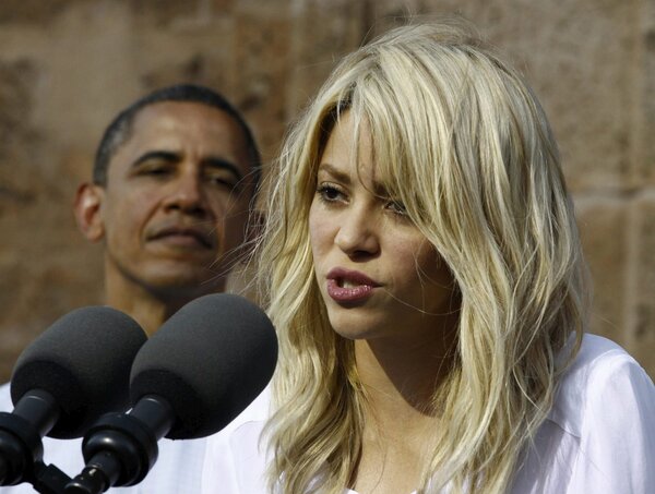 shakira_obama_cartagena2B2525287252529.jpg