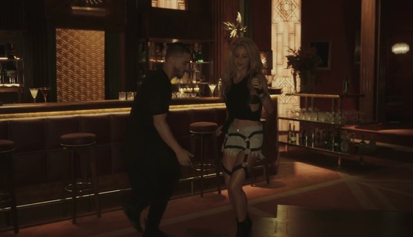 chantajesalsa_www_shakira-online_fr_00046.jpg