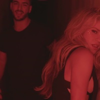 chantajesalsa_www_shakira-online_fr_00055.jpg