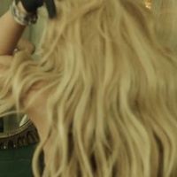 chantajesalsa_www_shakira-online_fr_00059.jpg