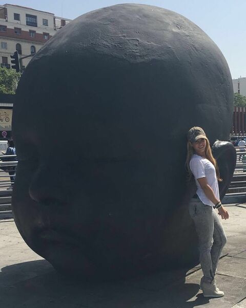 24 Juin - With A giant Ear
