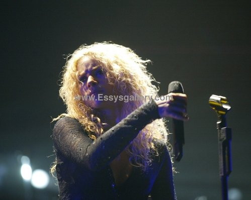 md_xl_shakira_B8865~0.jpg