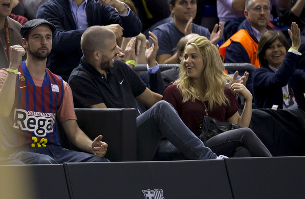 BASKET_SHAKIRA_28629.jpg