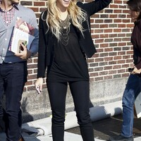 shakira0923104.jpg