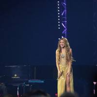 7573437-shakira-lors-de-la-ceremonie-des-latin-g-580x0-1.jpeg