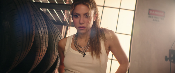 www_shakirafrance_fr_entreparentesis_00006.png
