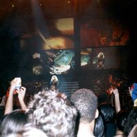 02.jpg