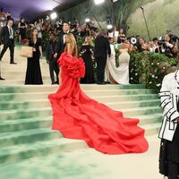 wes-gordon-and-shakira-attend-the-2024-met-gala-celebrating-news-photo-1715044245.jpg