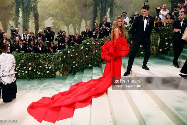 met_gala_tagged_2811429.jpg