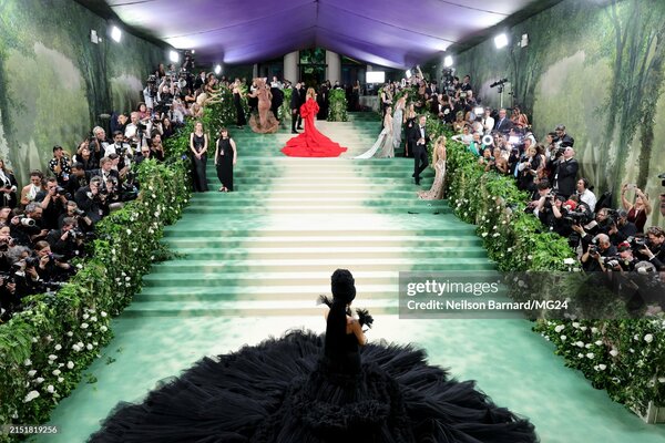 met_gala_tagged_2812929.jpg
