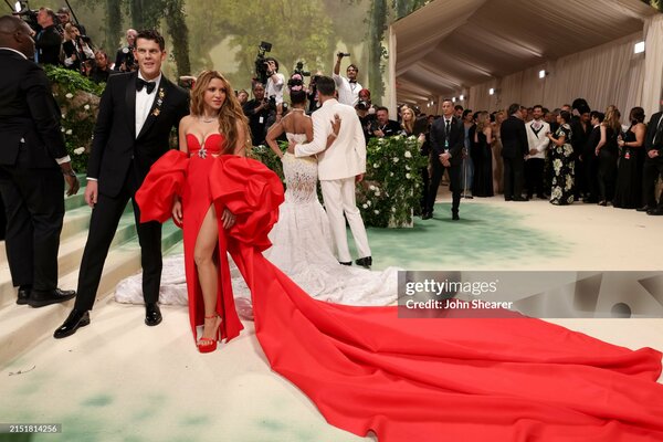 met_gala_tagged_2813429.jpg