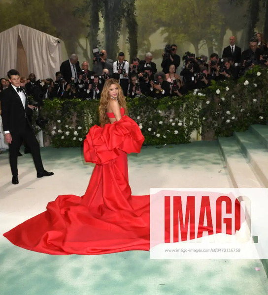 met_gala_tagged_2816929.jpg
