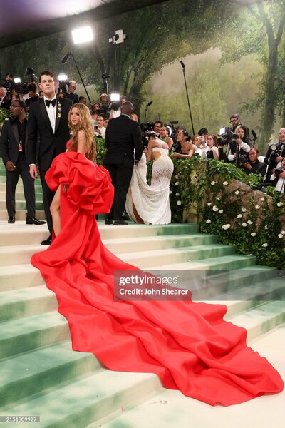 met_gala_tagged_282229.jpg