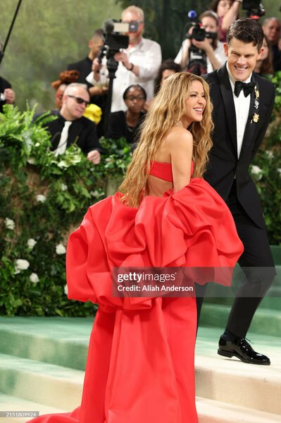 met_gala_tagged_282529.jpg