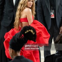 met_gala_tagged_2810329.jpg