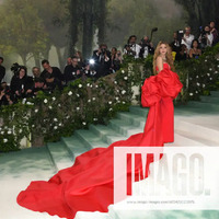met_gala_tagged_2817229.jpg