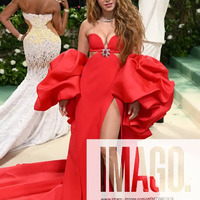 met_gala_tagged_2818629.jpg