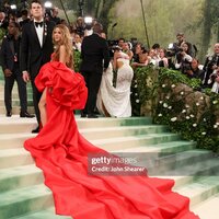 met_gala_tagged_282229.jpg