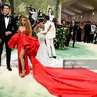 met_gala_tagged_285329.jpg