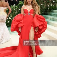 met_gala_tagged_287729.jpg