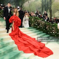 met_gala_tagged_288529.jpg