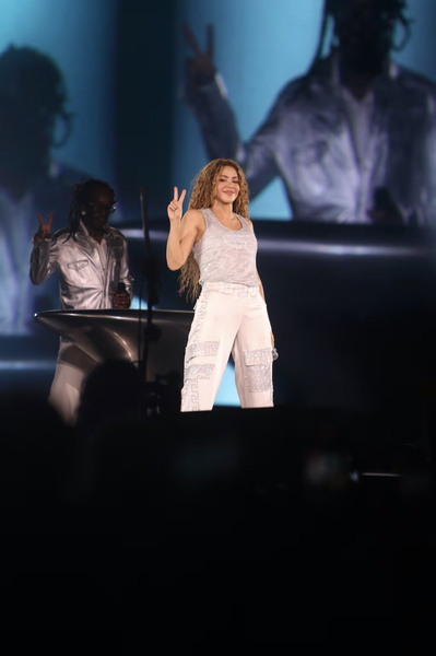 las-fotos-del-espectacular-show-de-shakira-en-el-campo-argentino-de-polo-foto-movilpress-WHI4KTZIYRBTJOSSEFED6EK4VY_copie.jpg