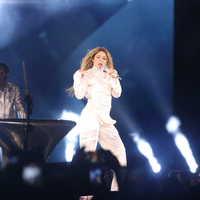 las-fotos-del-espectacular-show-de-shakira-en-el-campo-argentino-de-polo-foto-movilpress-5335QH5PANAL7ENS4225FGNXWU_copie.jpg