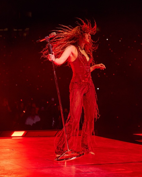 shakira_1741881352_3587483261337728971_217867189.jpg