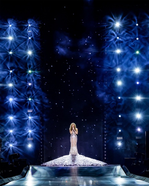 shakira_1743178588_3598365268787717970_217867189.jpg