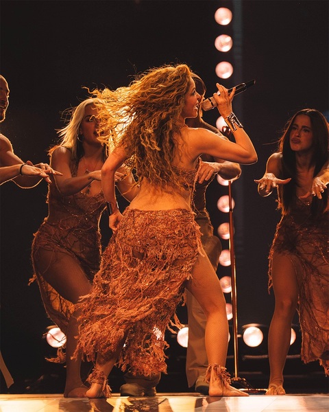 shakira_1747871714_3637734063096447481_217867189.jpg