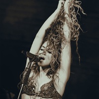 shakira_1750706476_3661513762805810977_217867189.jpg