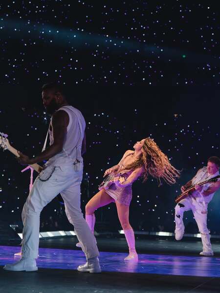 shakira_1751069054_3664555288556680403_217867189.jpg