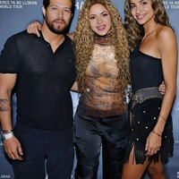 shakirabarranquillaesp_1741637494_3585437629019787328_5513434965.jpg