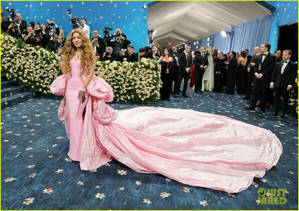 shakira-met-gala-2025-12.jpg