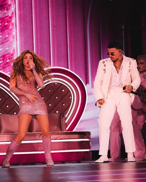 shakira_1747486800_3634398462721215027_217867189.jpg