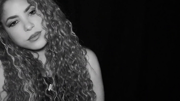 www_shakirafrance_fr_besame_00087.png