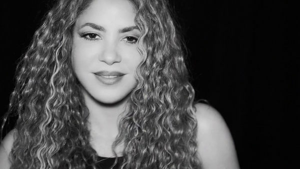 www_shakirafrance_fr_besame_00089.png