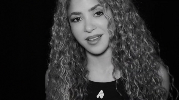 www_shakirafrance_fr_besame_00122.png