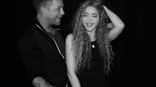 www_shakirafrance_fr_besame_00127.png