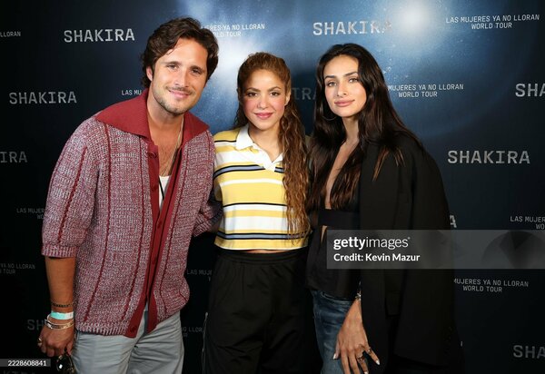 Diego Boneta et Renata Notni 
